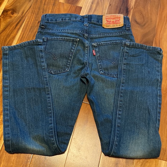 Boy’s Size 10 LEVI Jeans -EUC - Picture 2 of 6